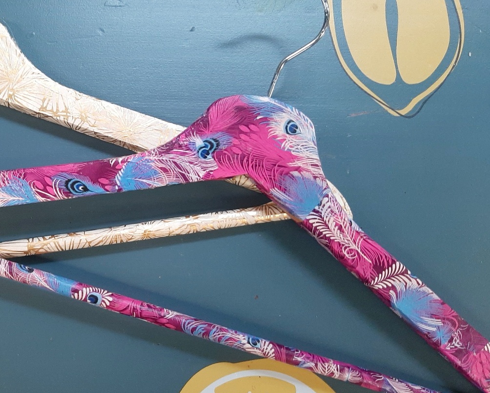 Decoupage als afwerkingstechniek - Meubel pimpen - Foto